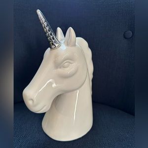 Unicorn Bank